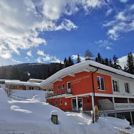 Ferienhaeuser Troester *