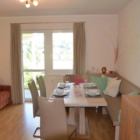 Apartament Ferienhaeuser Troester *