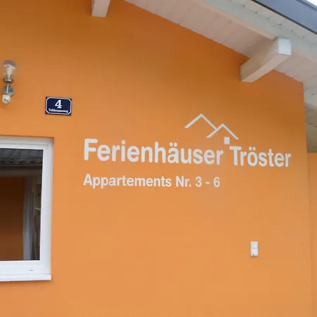 Ferienhaeuser Troester * 바트키르히하임