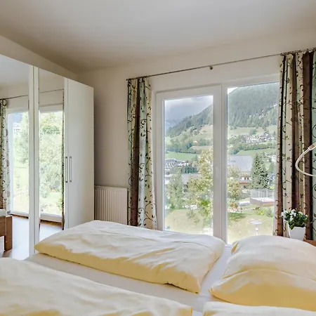 Ferienhaeuser Troester * Бад-Кляйнкірхгайм