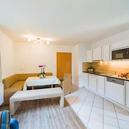 شقة Ferienhaeuser Troester باد كلينكيرشهايم