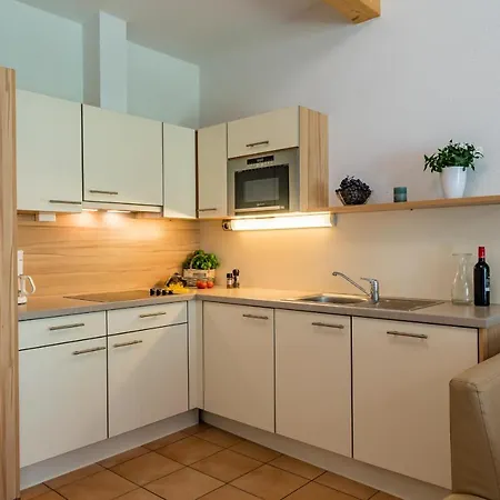 Apartament Ferienhaeuser Troester Bad Kleinkirchheim