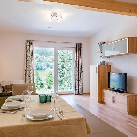 Ferienhaeuser Troester شقة