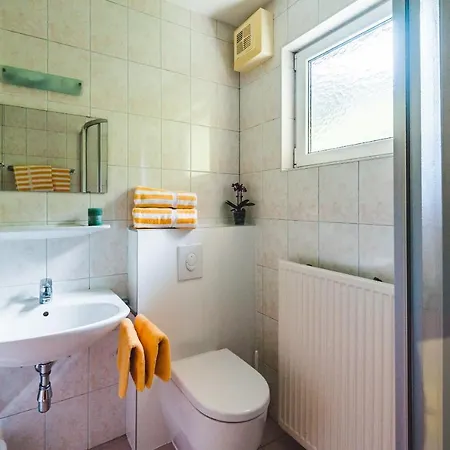 Apartament Ferienhaeuser Troester Bad Kleinkirchheim