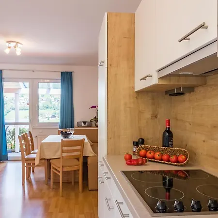 Ferienhaeuser Troester Apartament