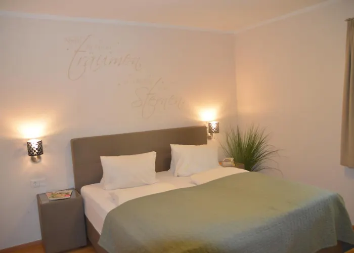 Ferienhaeuser Troester Appartement *