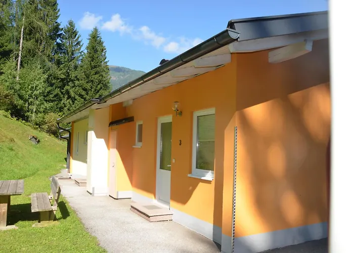 Ferienhaeuser Troester *